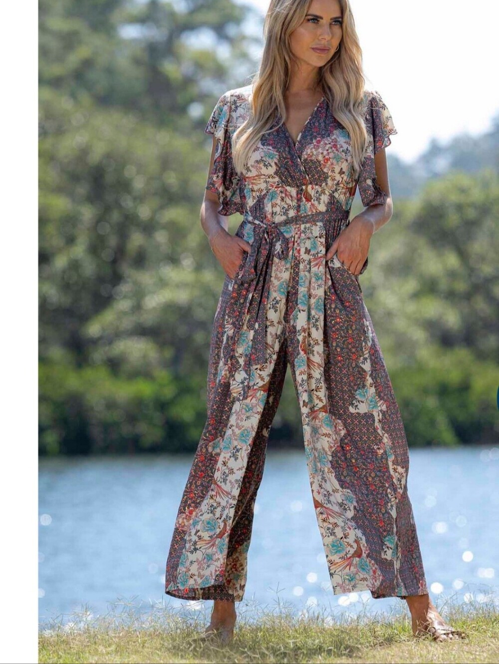 Cienna JMP-15  Samara Frill Sleeve Jumpsuit Silk Blend, L/XL, NWT
